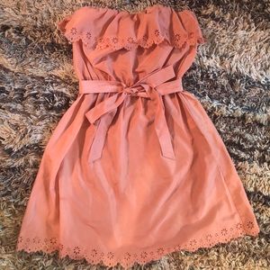 Perfect dress for those summer country concerts!!